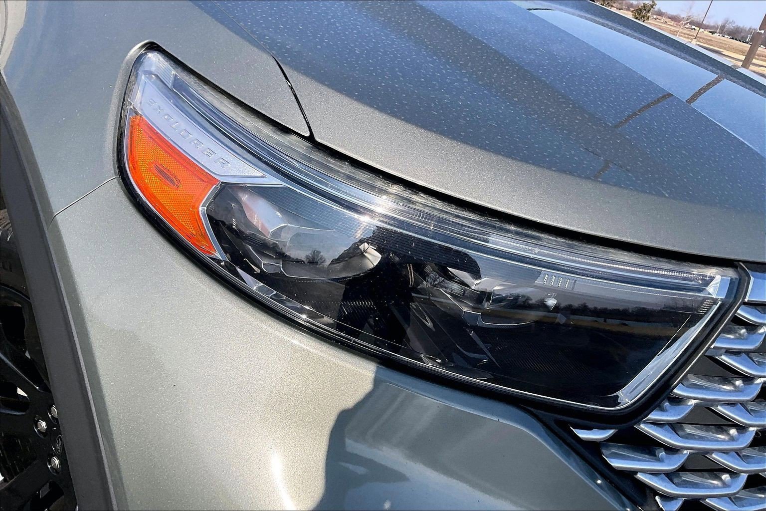 Used 2020 Ford Explorer Platinum w/ Premium Technology Package image 24