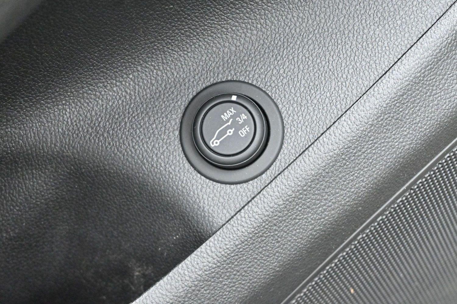 Used 2017 Buick Envision Essence FWD image 15