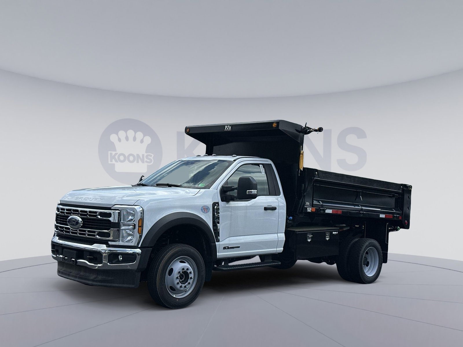 New 2025 Ford F550 4x4 Regular Cab Super Duty