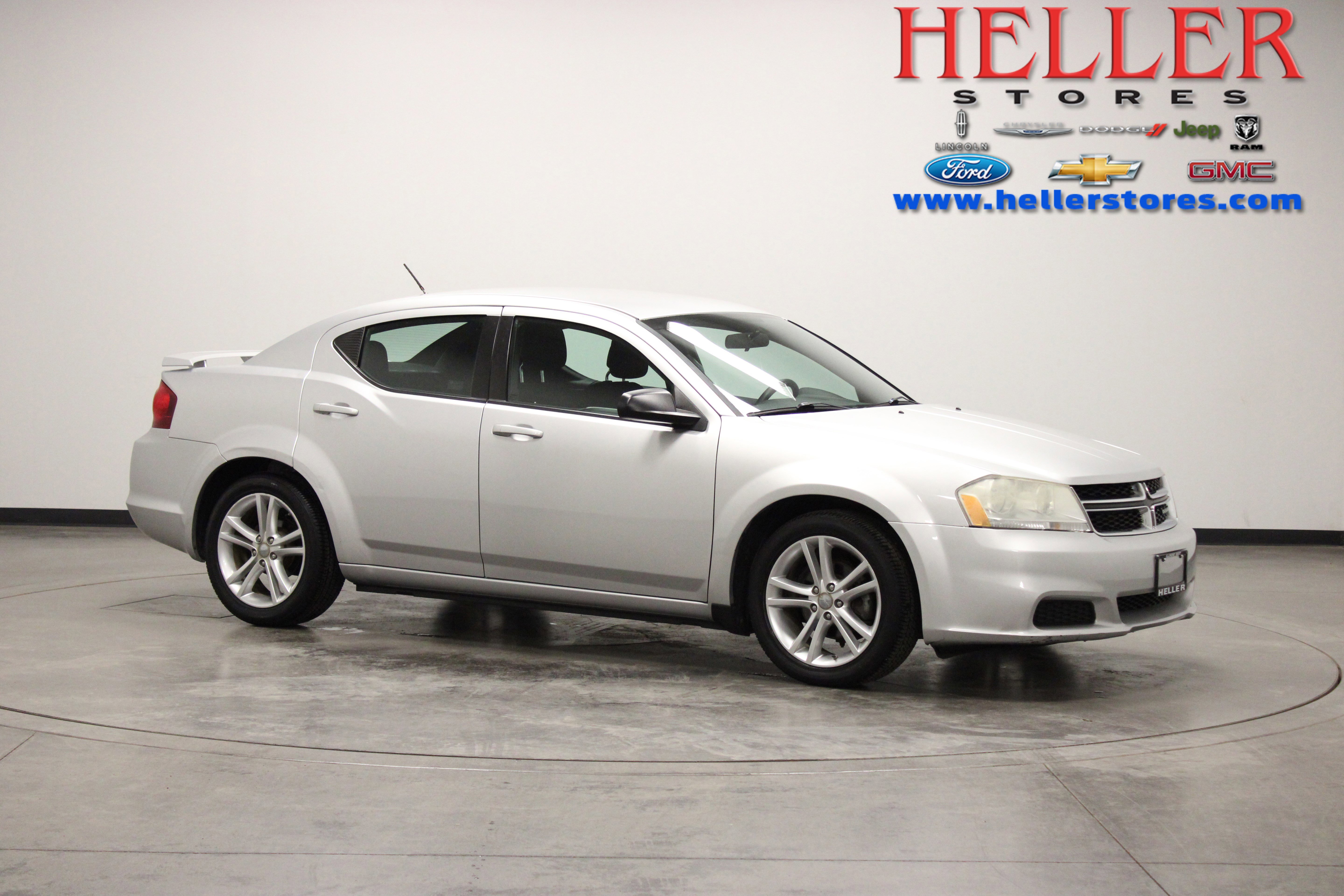 Used 2012 Dodge Avenger SE