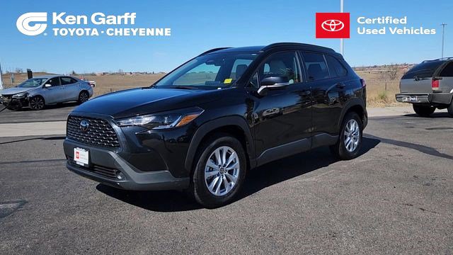 Certified 2023 Toyota Corolla Cross LE image 1