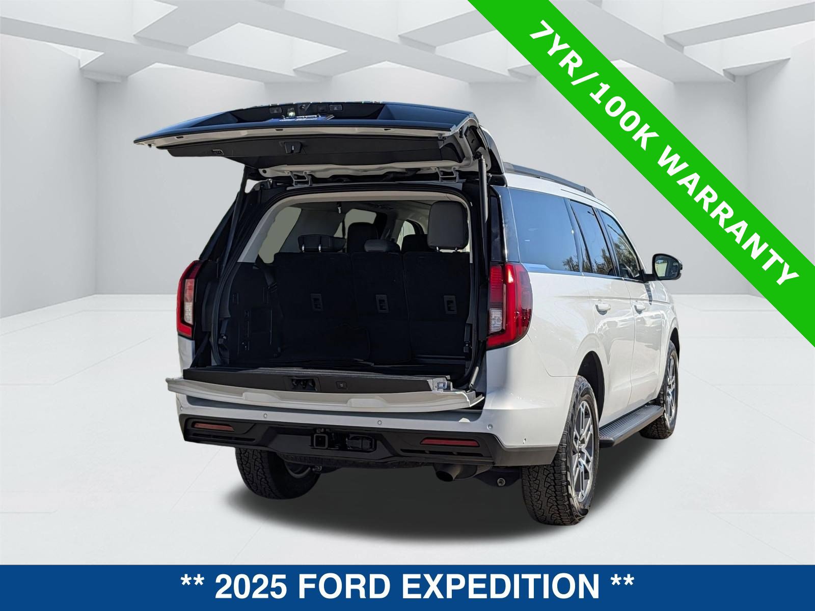 Certified 2025 Ford Expedition Active image 15