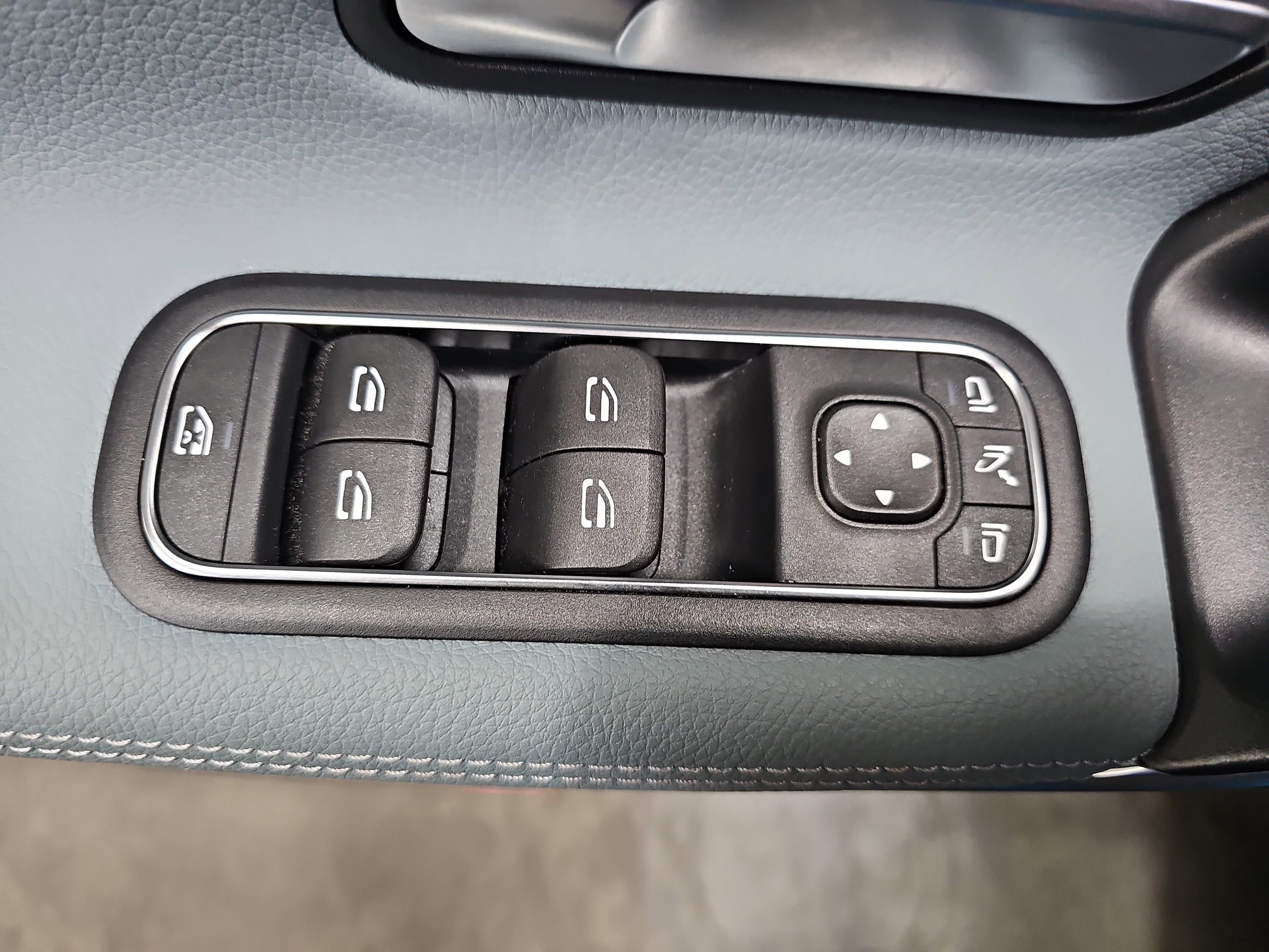 Used 2025 Mercedes-Benz CLA 35 AMG 4MATIC image 31