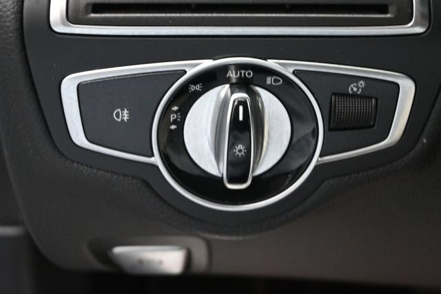 Used 2016 Mercedes-Benz C 300 4MATIC Sedan image 11
