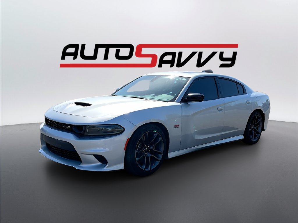 Used 2023 Dodge Charger Scat Pack w/ Navigation & Travel Group RWD image 3