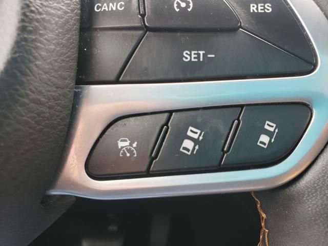 Used 2022 Chrysler Pacifica Pinnacle image 26