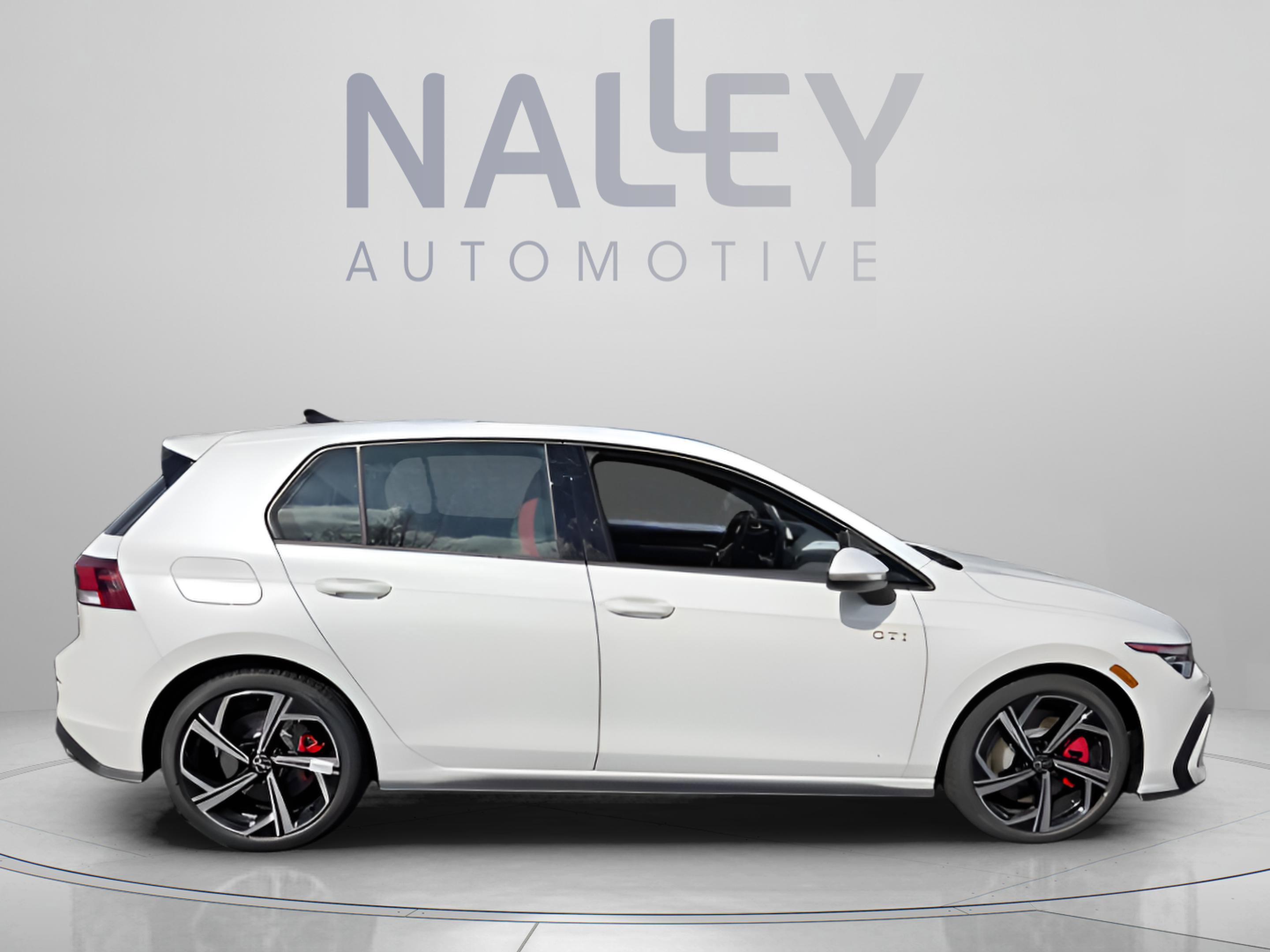 New 2026 Volkswagen Golf SE FWD image 6