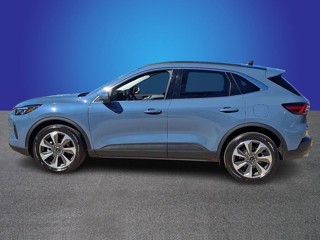 Used 2024 Ford Escape Platinum image 7