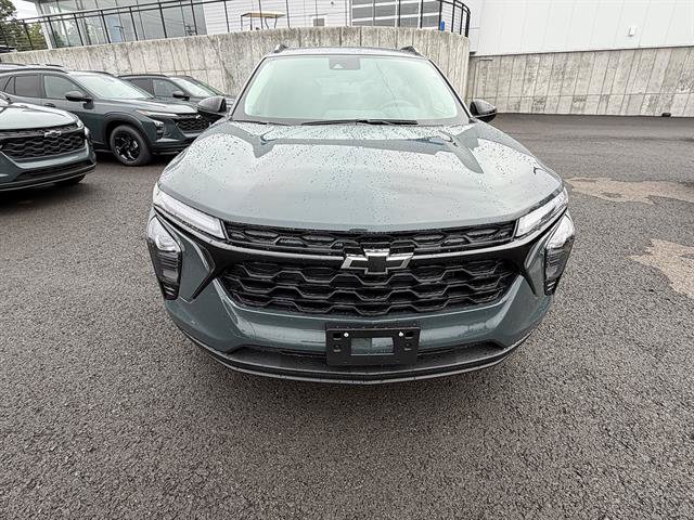 New 2026 Chevrolet Trax LT w/ Driver Confidence Package FWD image 9