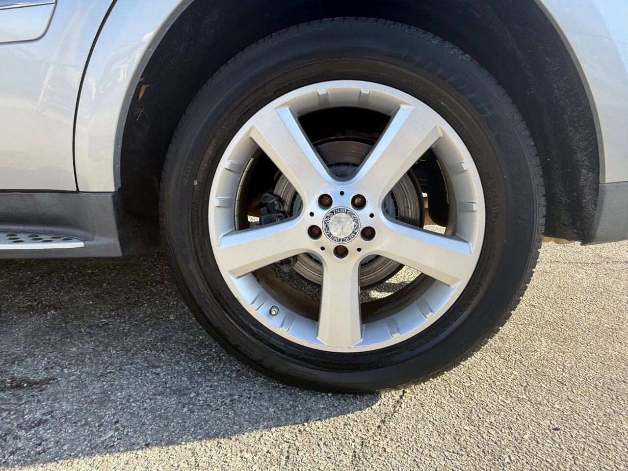 Used 2009 Mercedes-Benz GL 450 4MATIC image 27