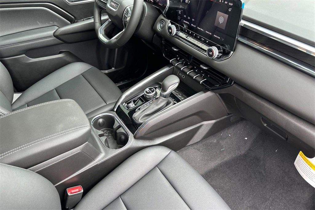 New 2025 GMC Canyon Elevation w/ Convenience Package image 13