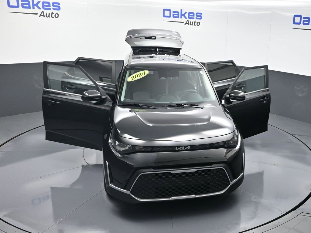 Certified 2024 Kia Soul LX w/ Option Group 015 image 52