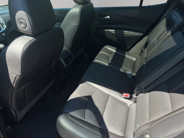 Used 2022 Chevrolet Equinox Premier AWD/4WD image 16
