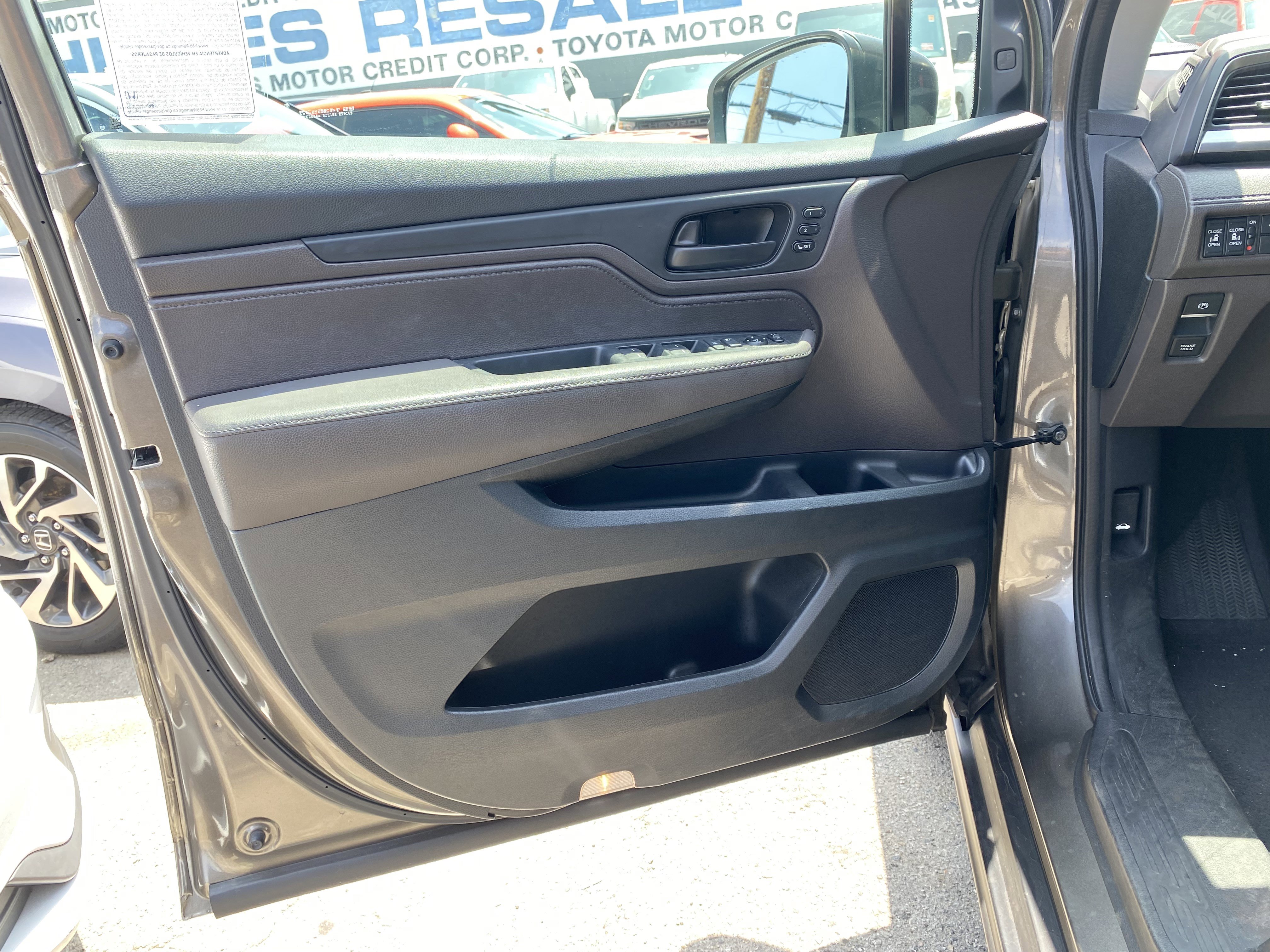 Used 2018 Honda Odyssey EX-L image 14