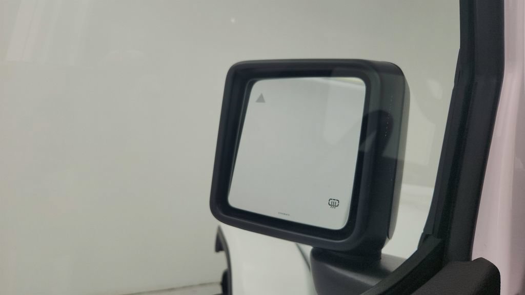 Used 2024 Jeep Gladiator Mojave AWD/4WD image 16