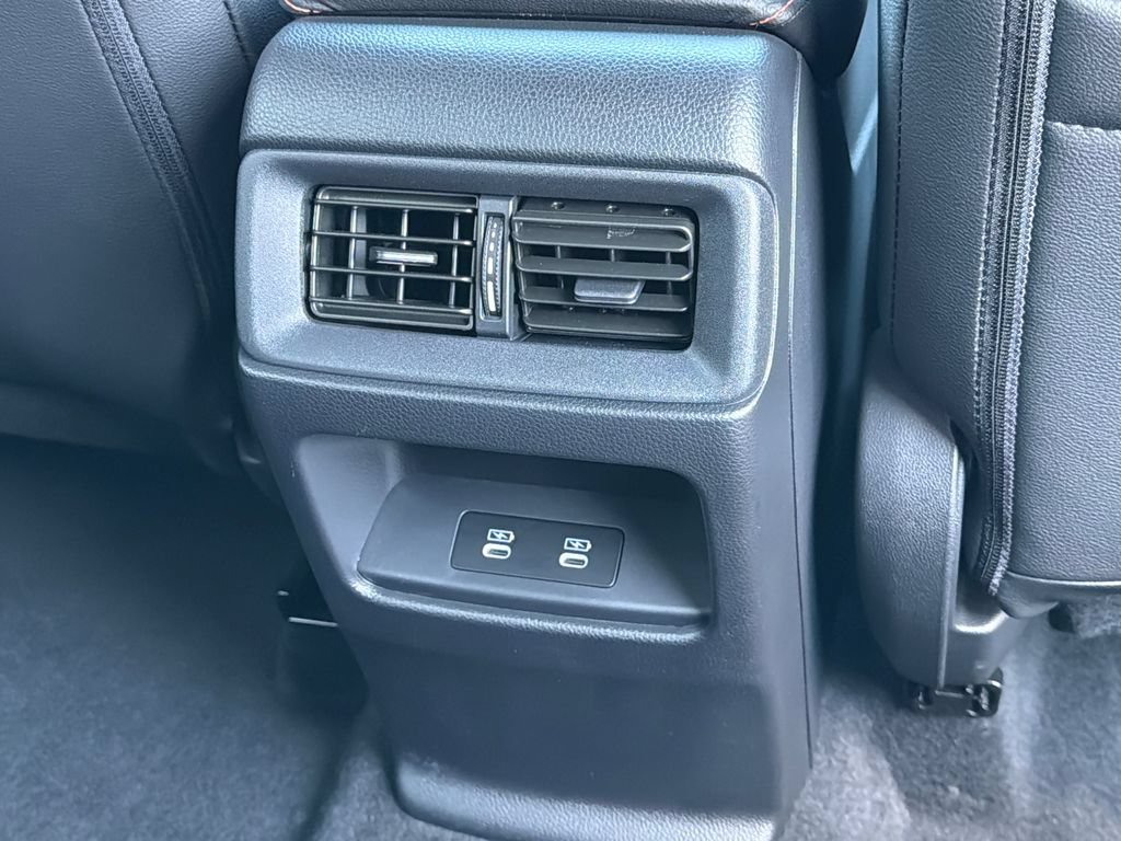 Used 2026 Honda CR-V Sport Touring image 17