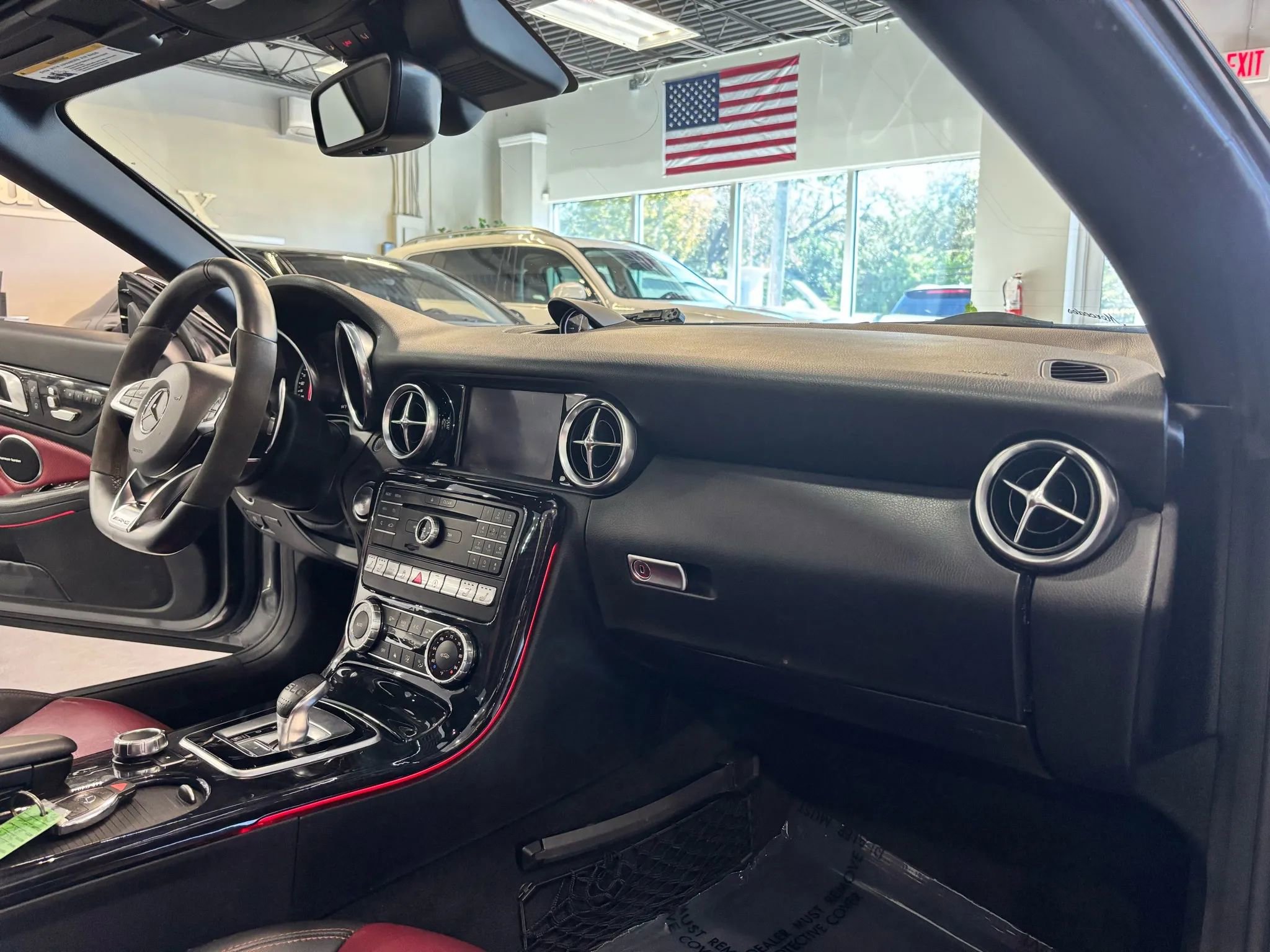 Used 2017 Mercedes-Benz SLC 43 AMG image 16