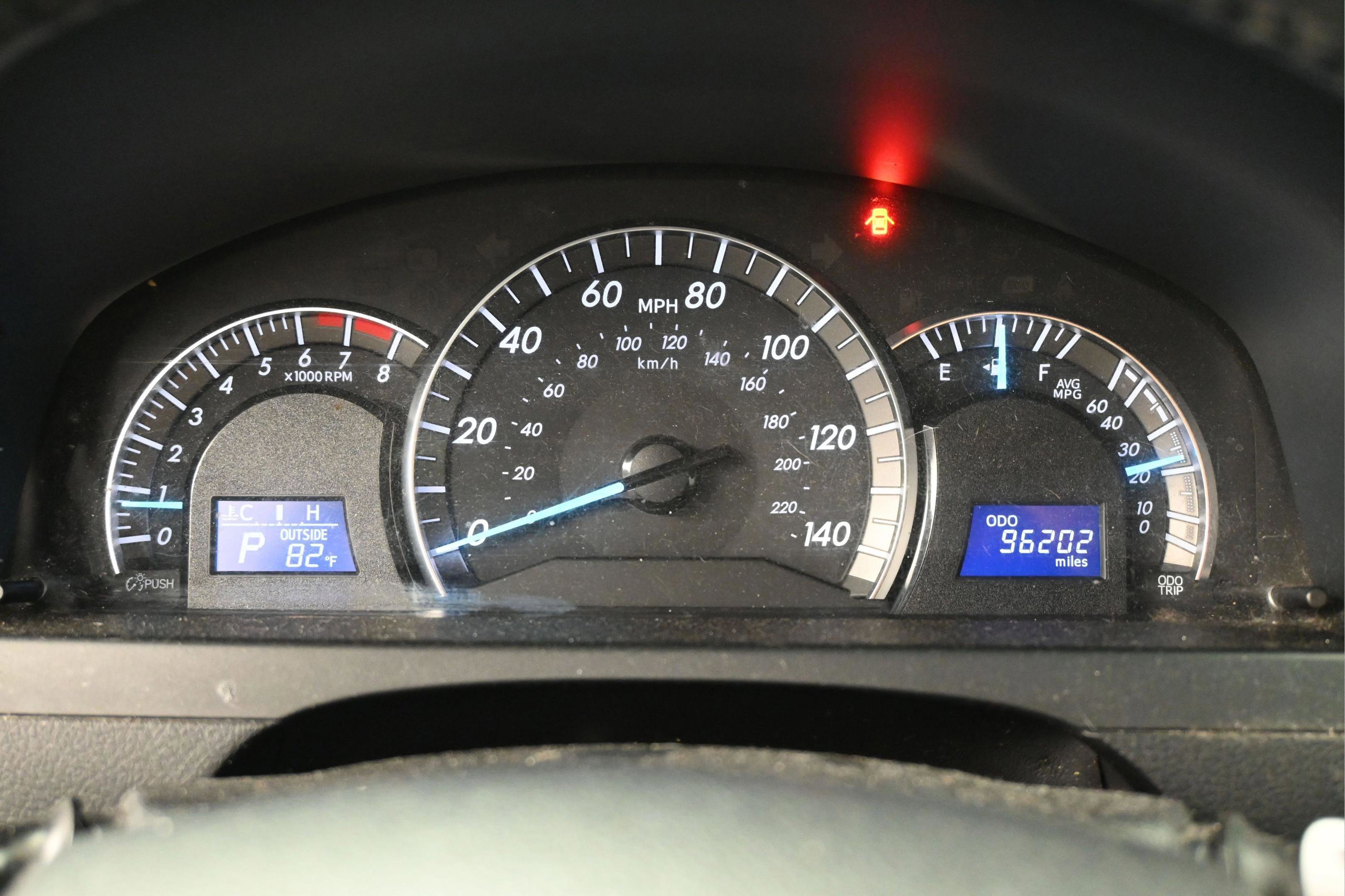 Used 2014 Toyota Camry SE FWD image 26