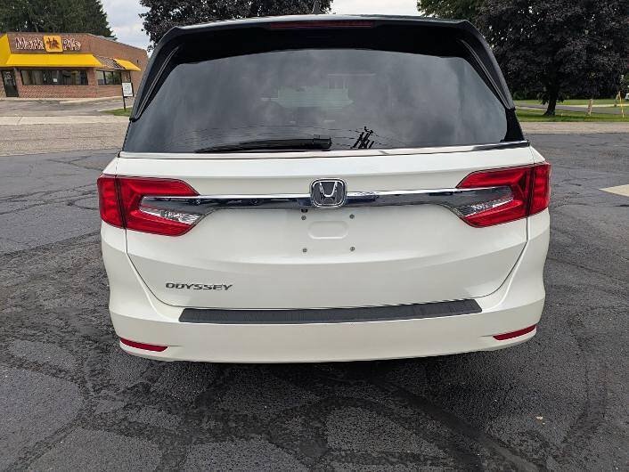 Used 2018 Honda Odyssey EX-L image 8