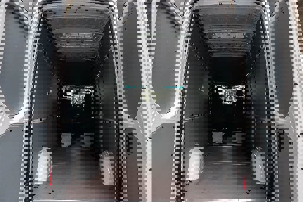 Used 2023 Mercedes-Benz Sprinter 1500 image 30