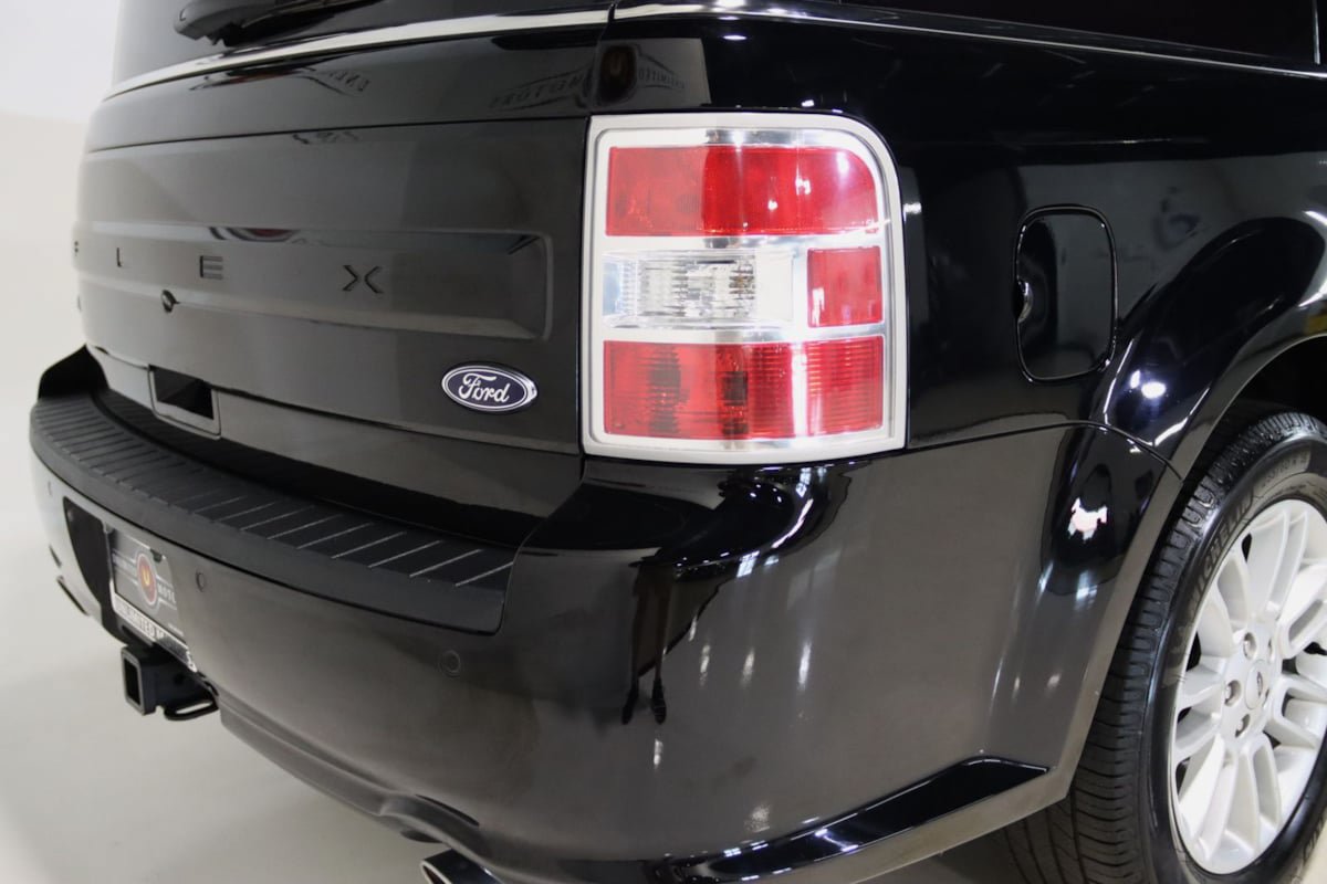 Used 2018 Ford Flex SEL w/ Equipment Group 202A FWD image 11
