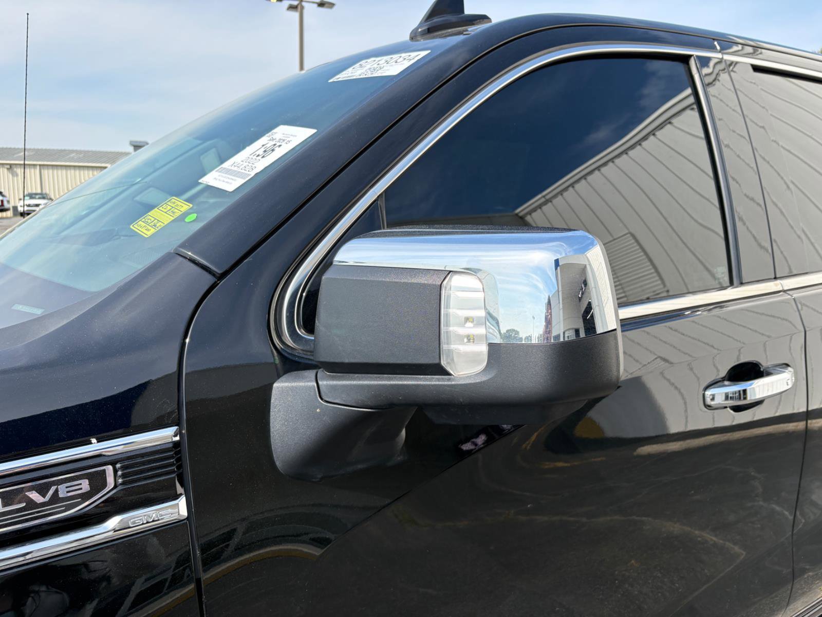 Used 2022 GMC Sierra 1500 Denali w/ Denali Reserve Package image 17