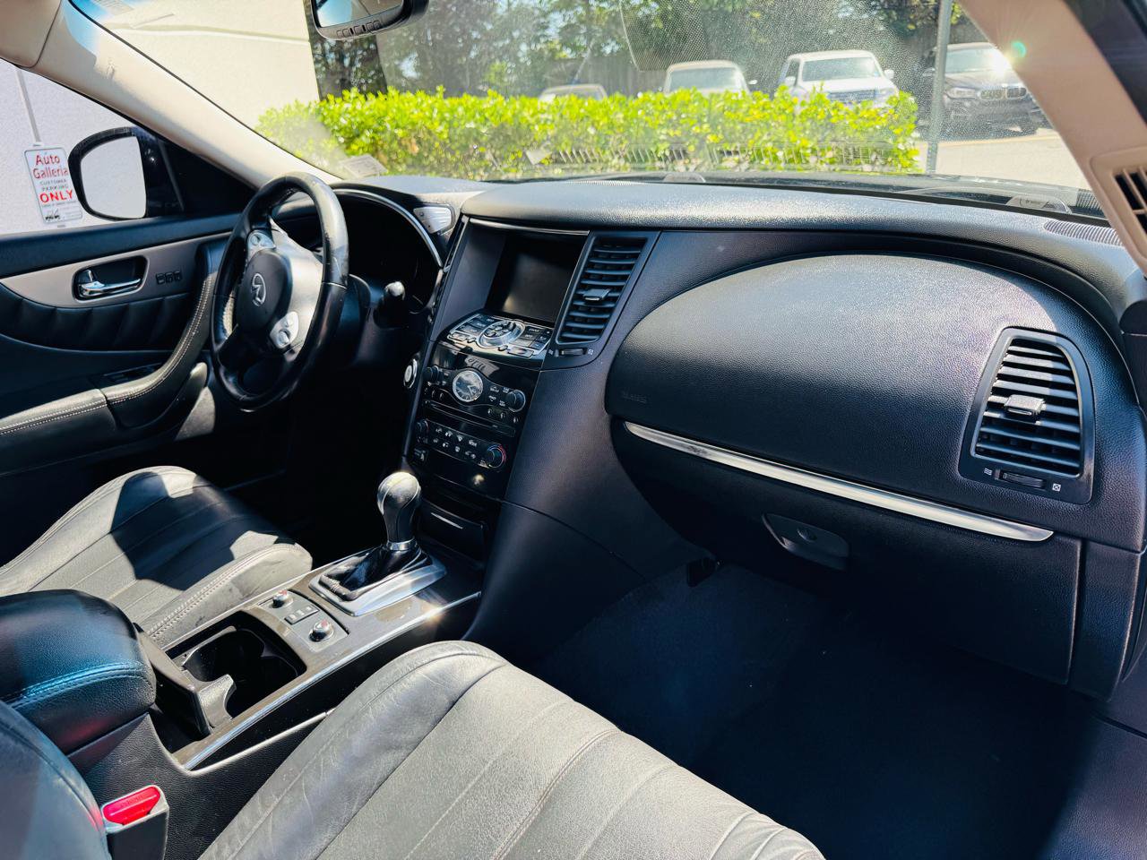 Used 2012 INFINITI FX35 AWD w/ Premium Pkg image 43