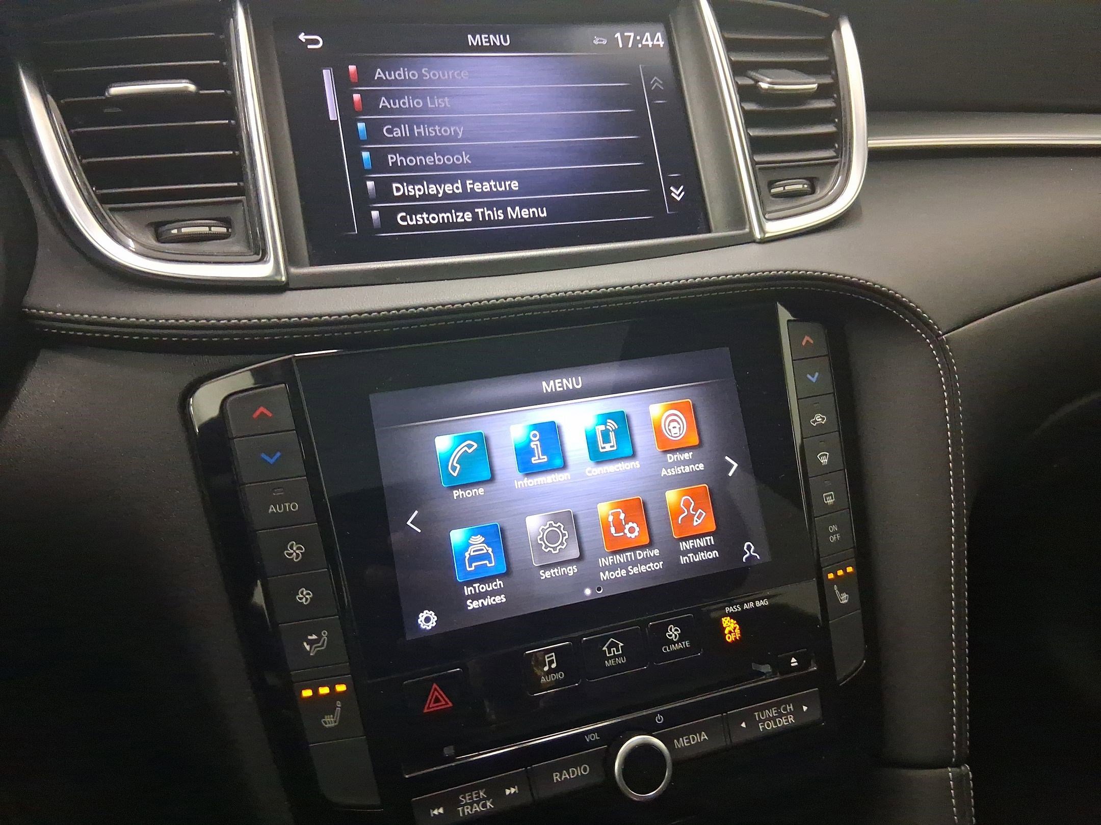 Used 2021 INFINITI QX50 Luxe w/ Appearance Package image 21