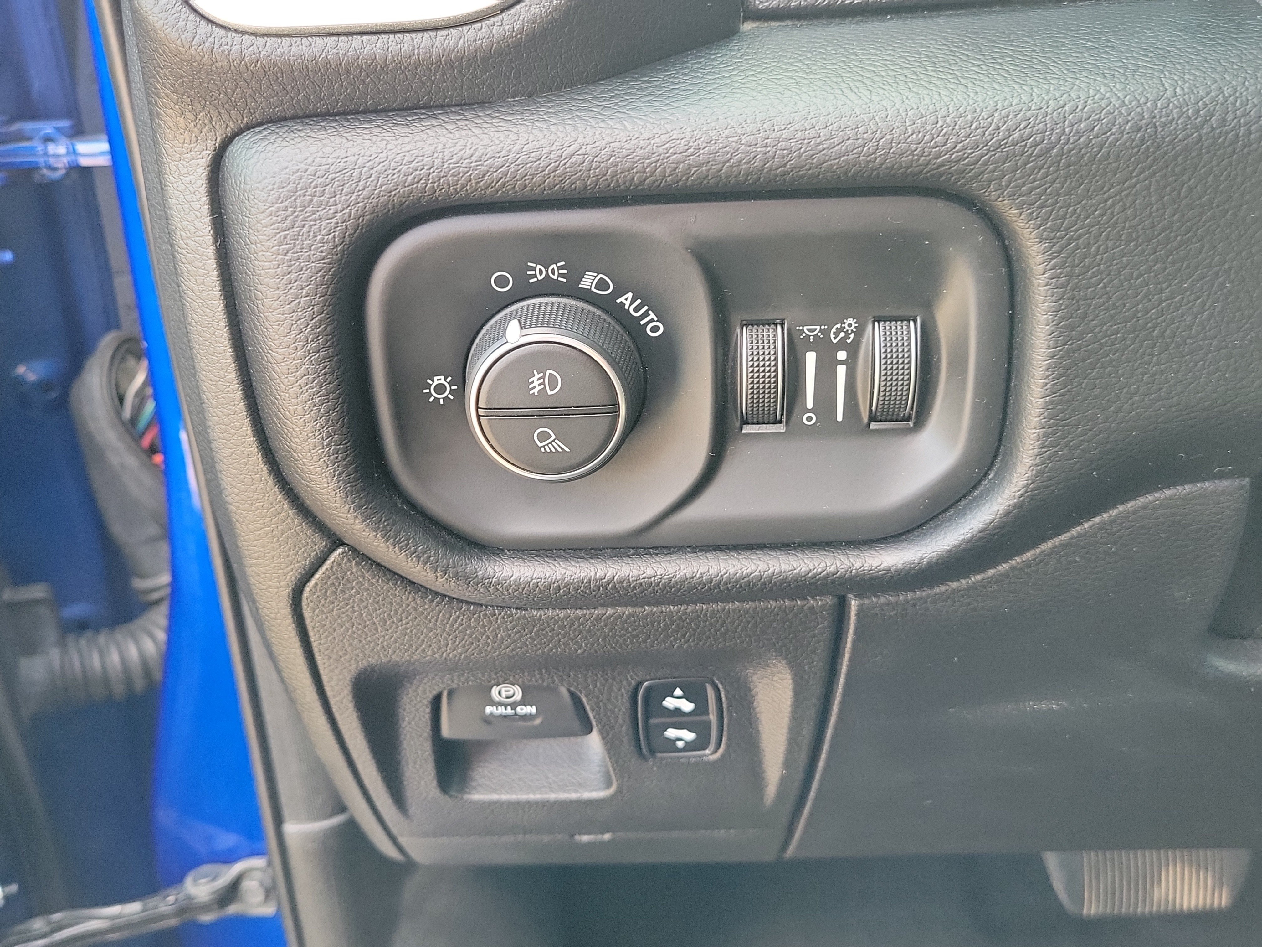 Used 2019 RAM 1500 Big Horn AWD/4WD image 21