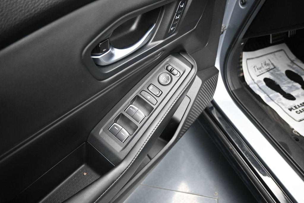 Used 2025 Honda Accord Sport image 11