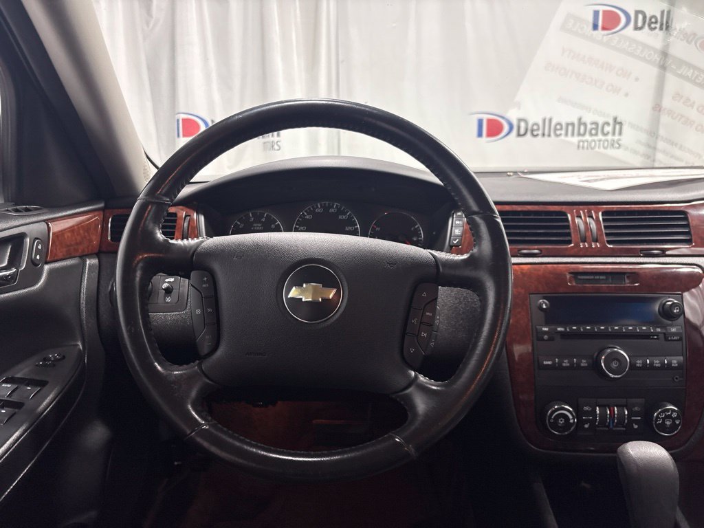 Used 2008 Chevrolet Impala LT w/ Luxury Edition Package FWD image 13