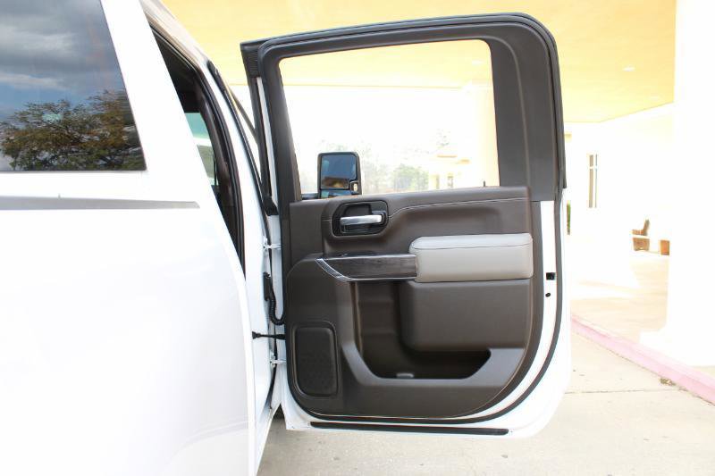 Used 2021 Chevrolet Silverado 2500 LTZ image 30