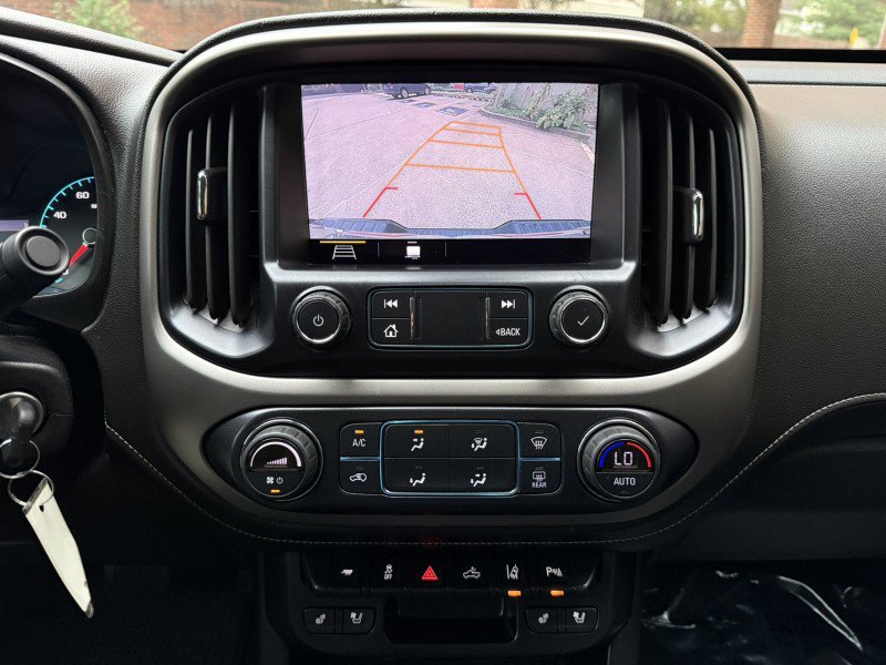 Used 2021 GMC Canyon Denali image 25