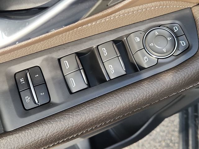 Used 2024 GMC Yukon Denali w/ Advanced Technology Package image 23