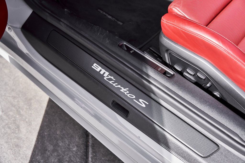 Used 2022 Porsche 911 Turbo S w/ 911 Turbo Sportdesign Package image 35