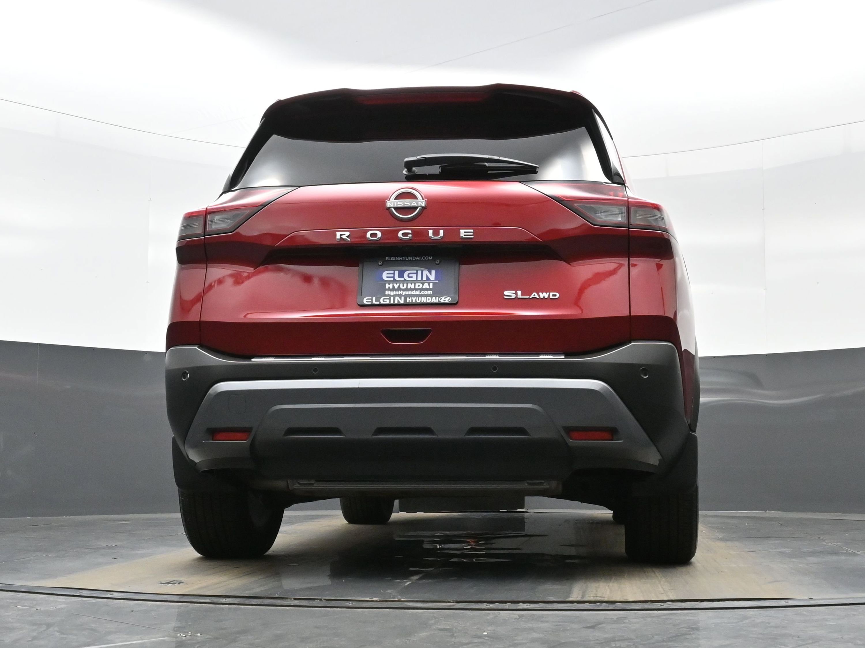 Used 2023 Nissan Rogue SL w/ SL Premium Package image 32