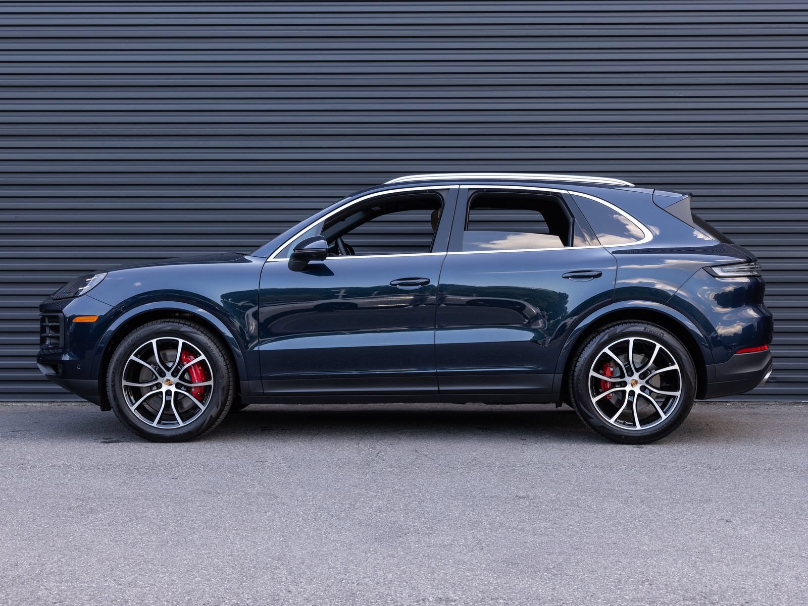 New 2026 Porsche Cayenne S AWD/4WD image 2