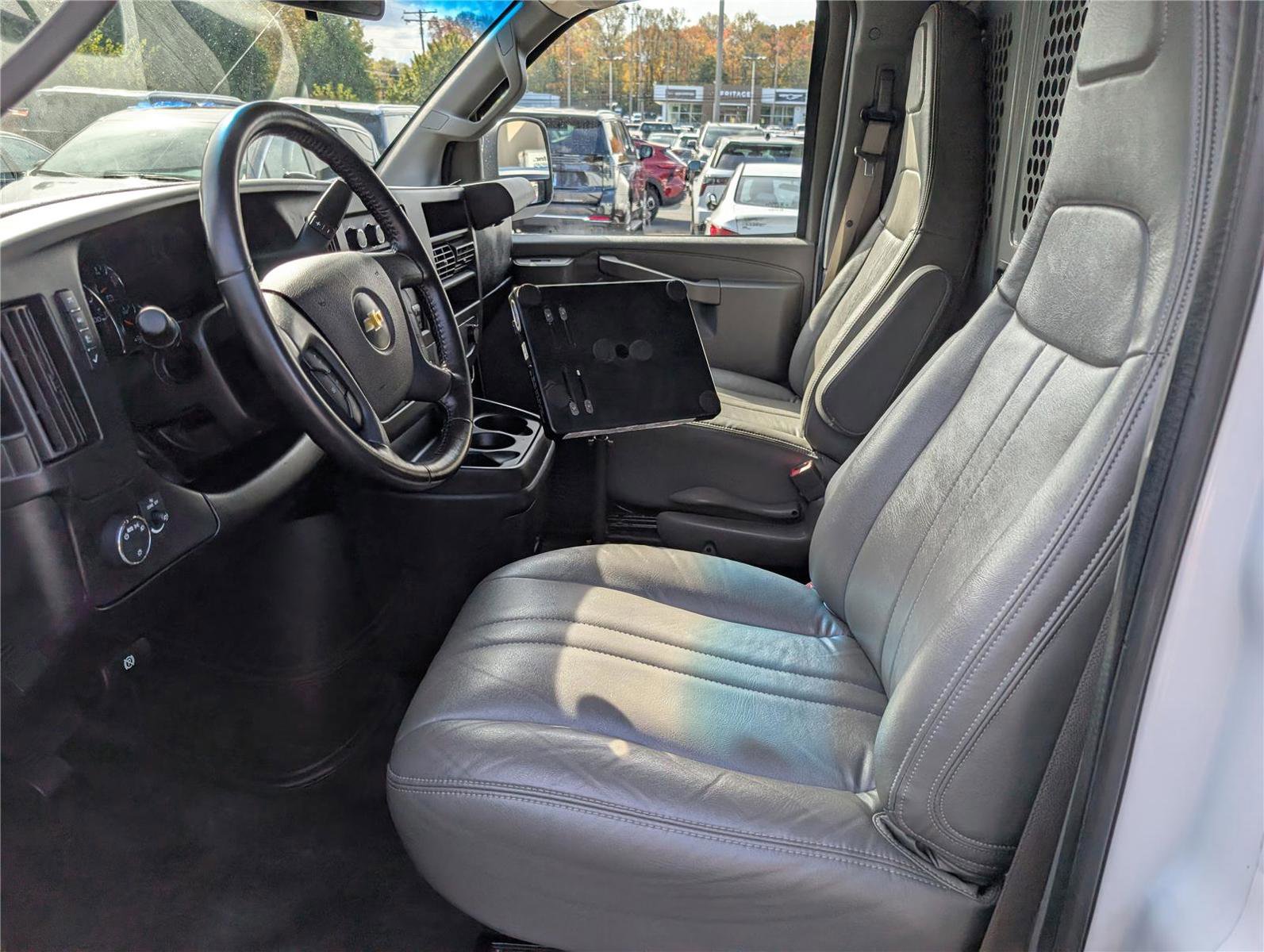 Used 2021 Chevrolet Express 2500 Extended w/ Driver Convenience Package image 14