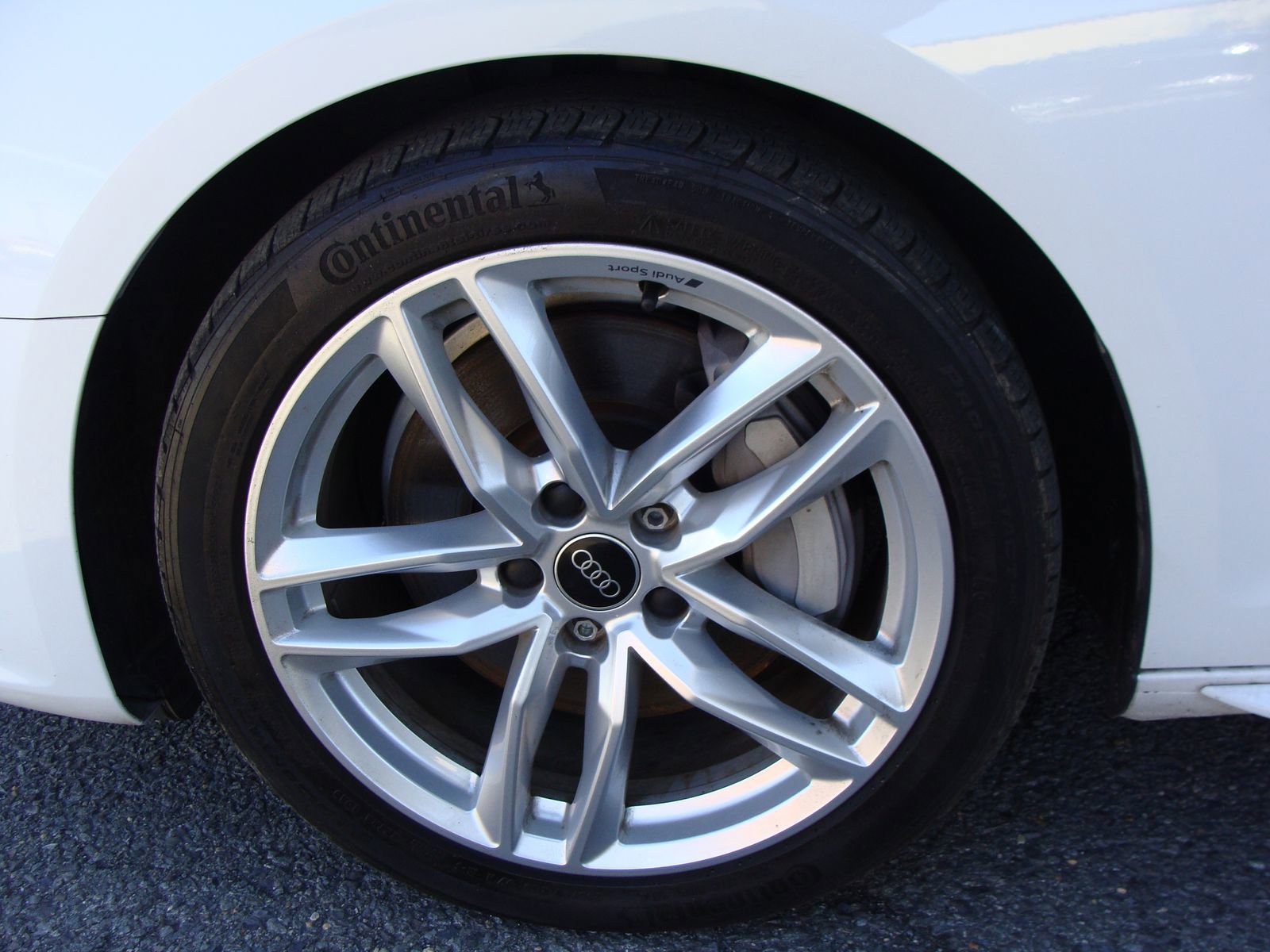 Used 2023 Audi A4 2.0T Premium w/ Convenience Package AWD/4WD image 38
