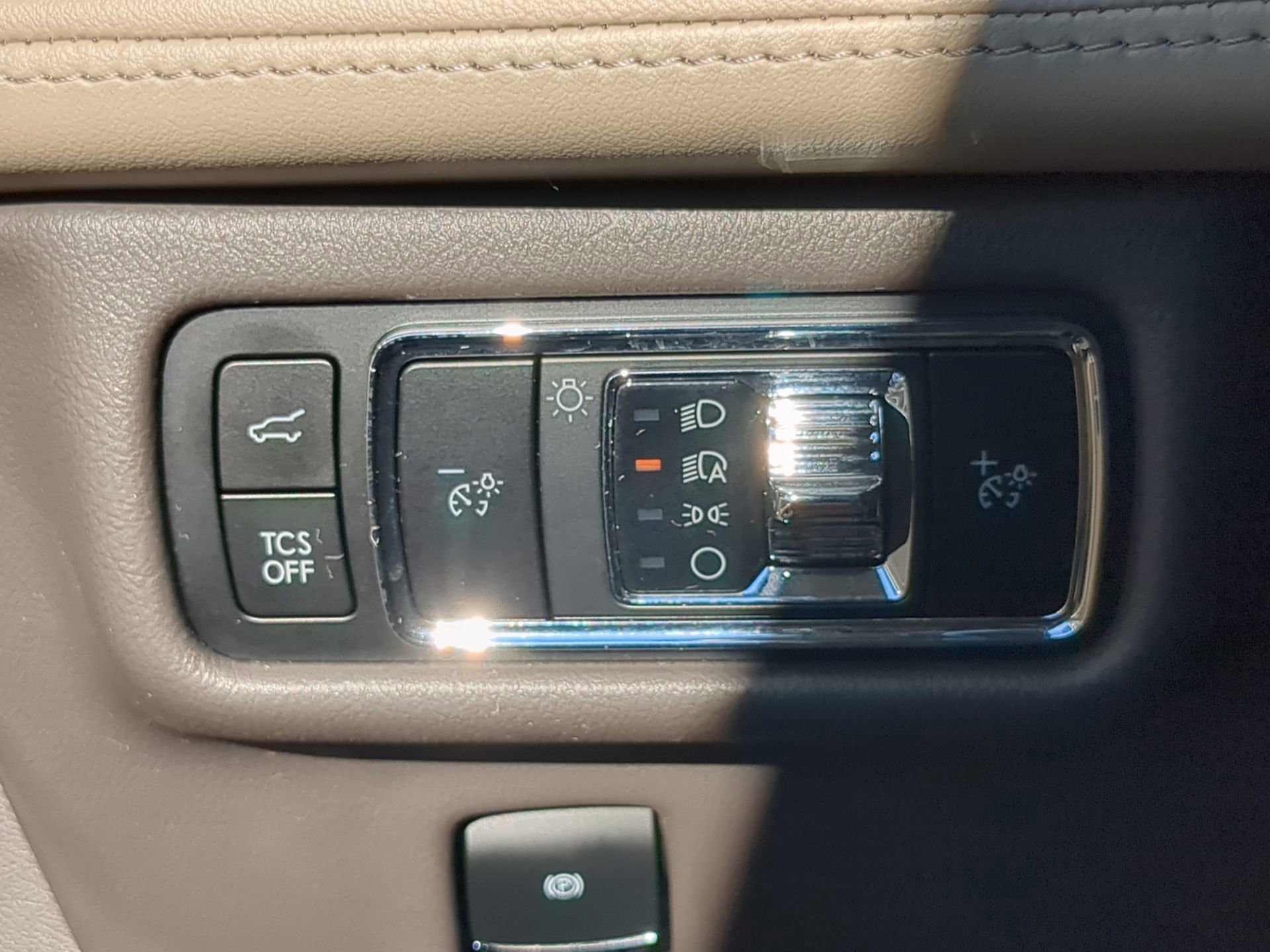 Used 2023 Lincoln Nautilus Reserve w/ Equipment Group 201A image 57