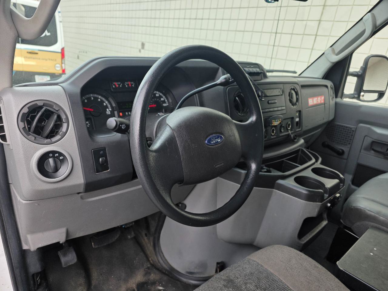 Used 2012 Ford E-350 and Econoline 350 Super Duty RWD image 11