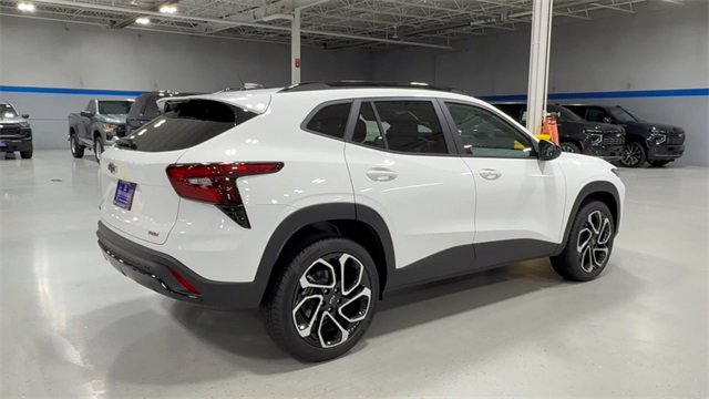 New 2026 Chevrolet Trax RS image 4