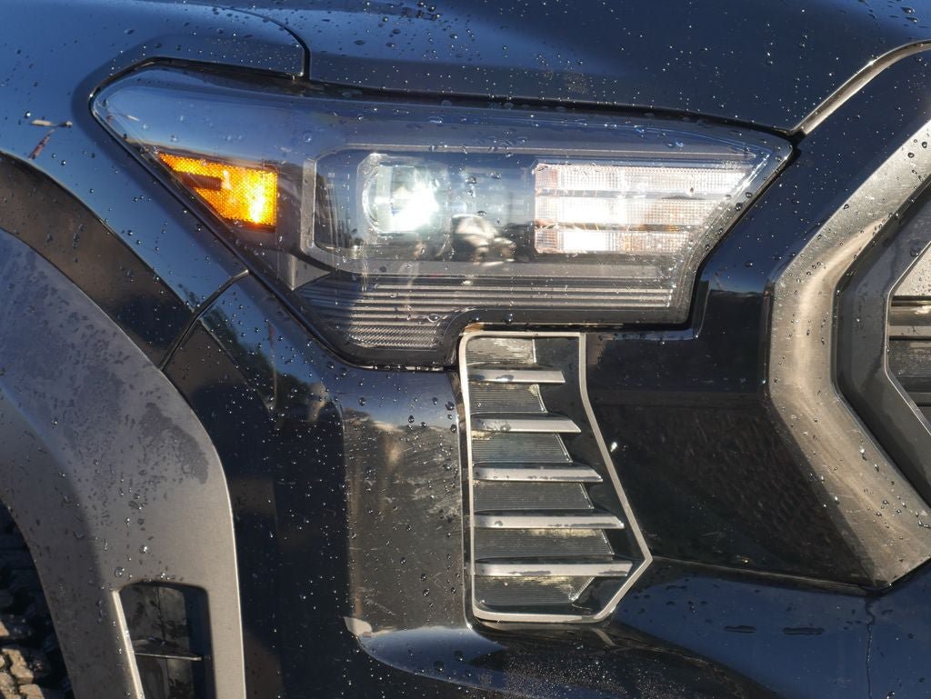 Used 2024 Toyota Tacoma TRD Off-Road AWD/4WD image 3