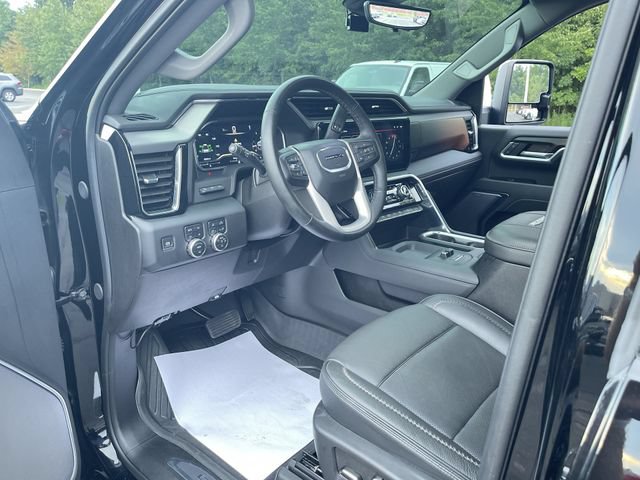 Used 2025 GMC Sierra 2500 Denali w/ Max Trailering Package AWD/4WD image 10