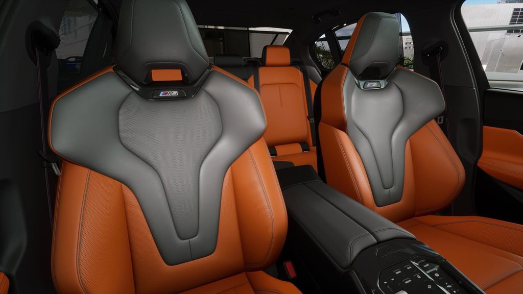 New 2026 BMW M5 w/ Carbon Package image 43