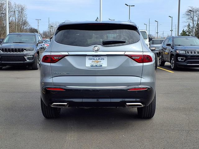 Used 2023 Buick Enclave Essence image 23