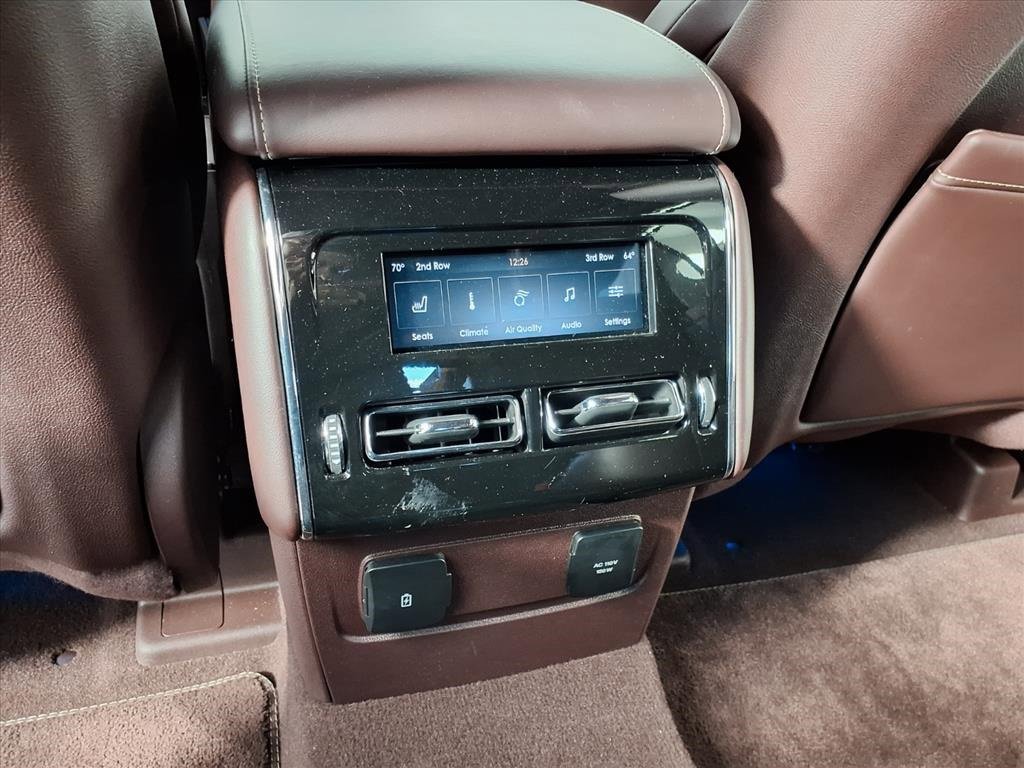 Used 2024 Lincoln Aviator Black Label w/ Class IV Trailer Tow Package image 11