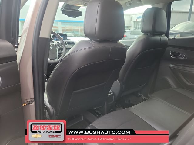 Used 2014 Buick Encore Convenience FWD image 25
