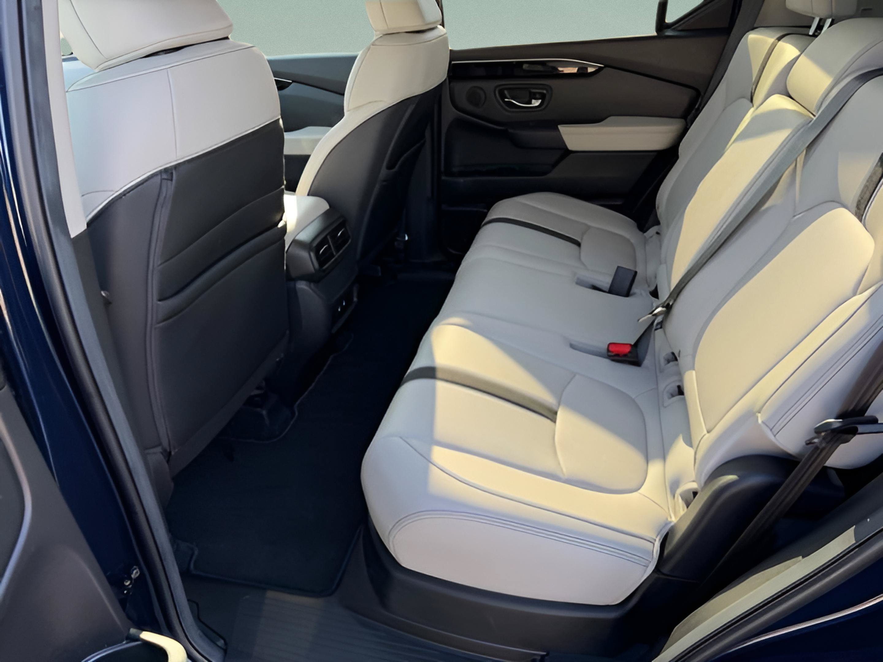 Certified 2026 Honda Passport RTL image 25