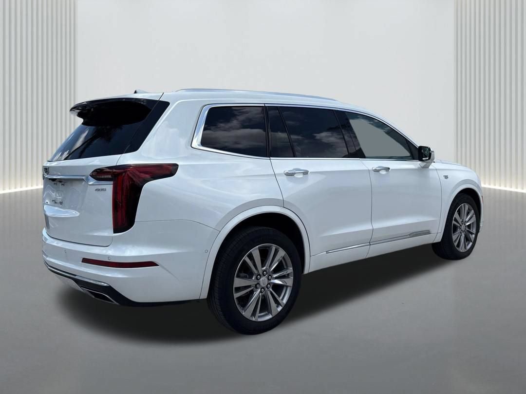 Used 2023 Cadillac XT6 Premium Luxury w/ Technology Package AWD/4WD image 5